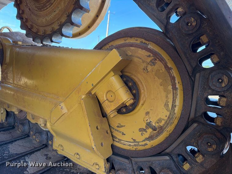 image for item FN3796 2024 Caterpillar D6 LGP VP dozer
