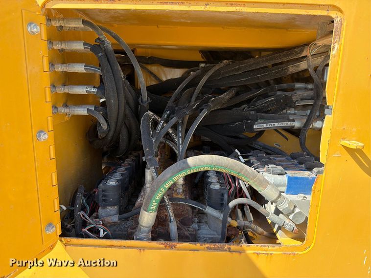 image for item FN3797 2014 Vermeer T855 Commander 3 trencher