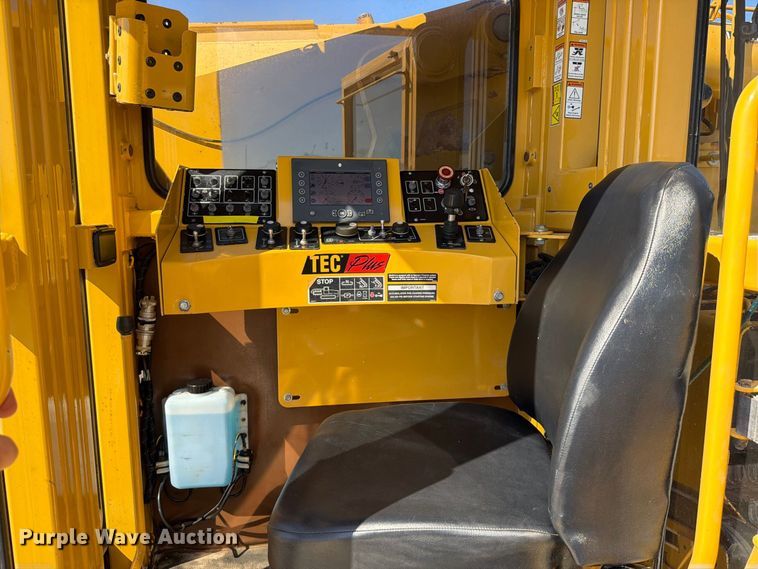 image for item FN3797 2014 Vermeer T855 Commander 3 trencher