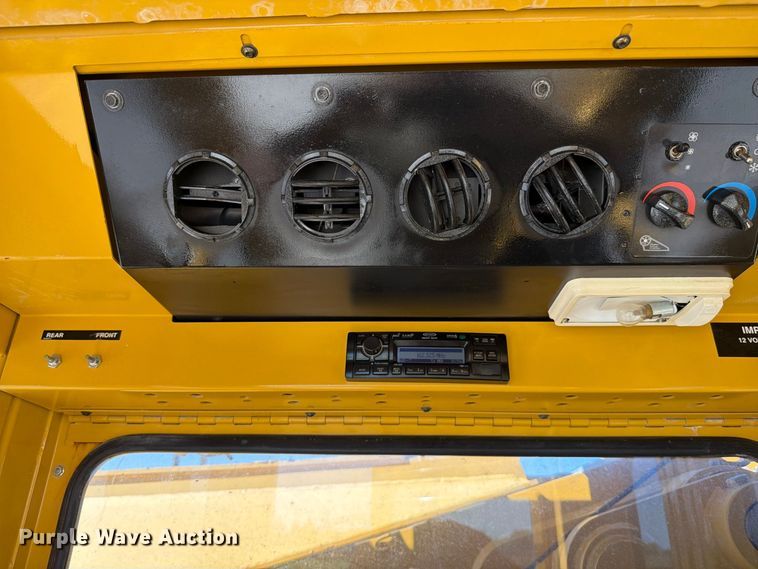 image for item FN3797 2014 Vermeer T855 Commander 3 trencher
