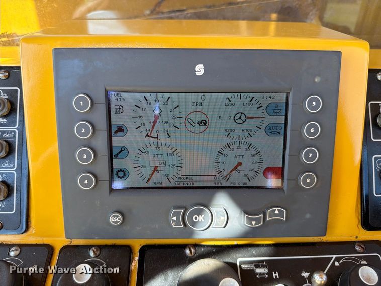 image for item FN3797 2014 Vermeer T855 Commander 3 trencher