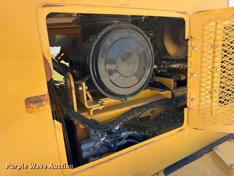 image for item FN3797 2014 Vermeer T855 Commander 3 trencher