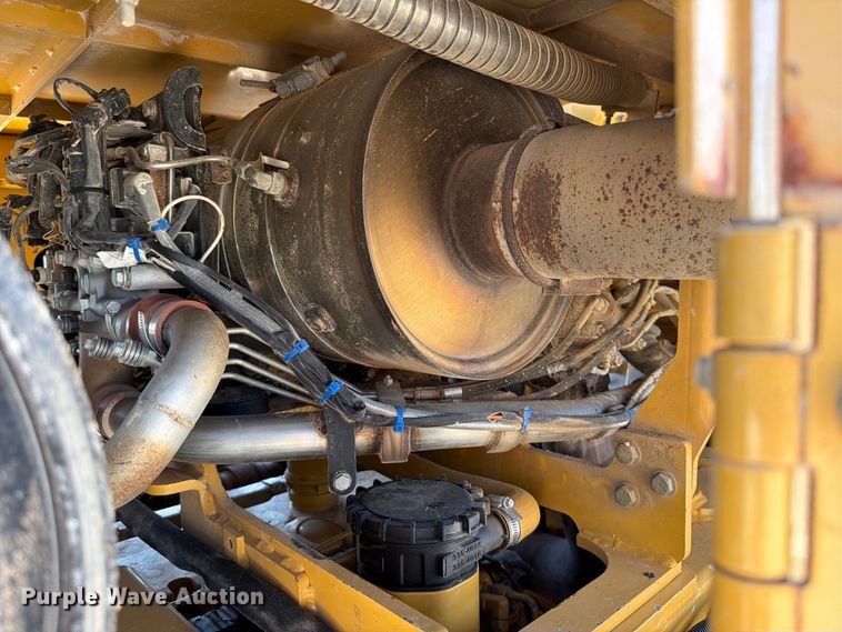 image for item FN3797 2014 Vermeer T855 Commander 3 trencher