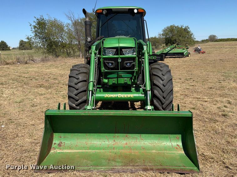 image for item FN3799 2015 John Deere 6125M MFWD tractor