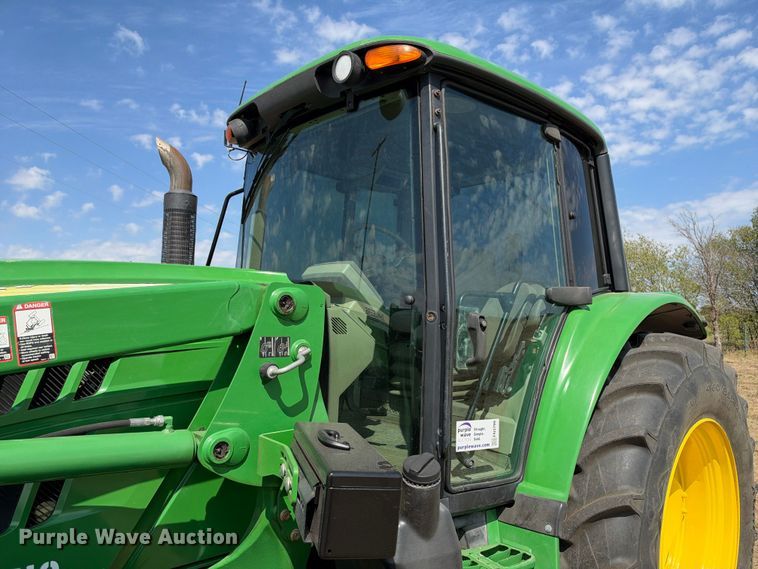 image for item FN3799 2015 John Deere 6125M MFWD tractor
