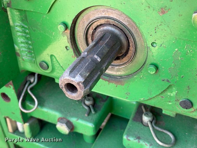 image for item FN3799 2015 John Deere 6125M MFWD tractor