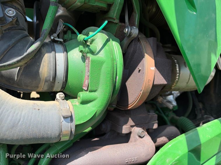 image for item FN3799 2015 John Deere 6125M MFWD tractor