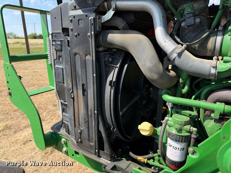 image for item FN3799 2015 John Deere 6125M MFWD tractor