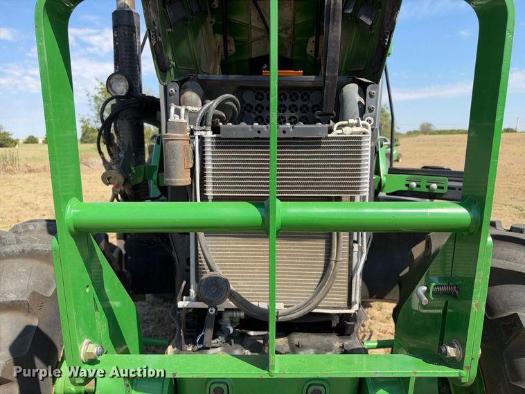 image for item FN3799 2015 John Deere 6125M MFWD tractor