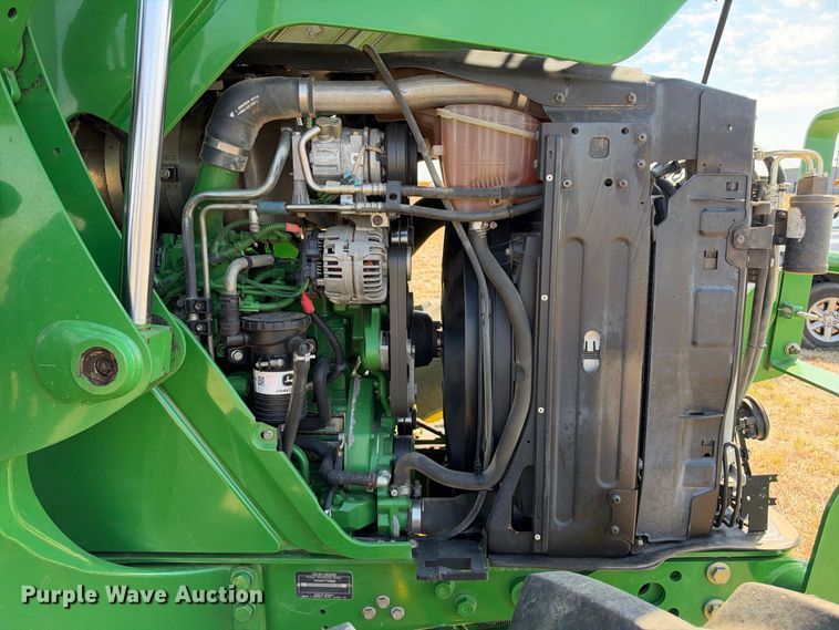 image for item FN3799 2015 John Deere 6125M MFWD tractor