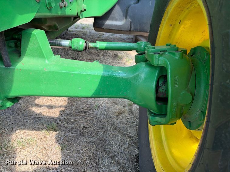 image for item FN3799 2015 John Deere 6125M MFWD tractor