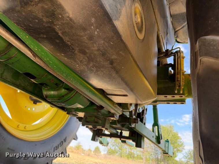 image for item FN3799 2015 John Deere 6125M MFWD tractor