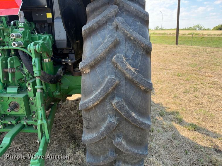 image for item FN3799 2015 John Deere 6125M MFWD tractor
