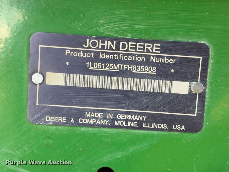 image for item FN3799 2015 John Deere 6125M MFWD tractor
