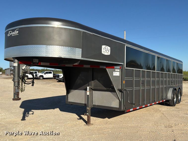 image for item FN3800 2017 Delta Manufacturing, Inc. livestock trailer