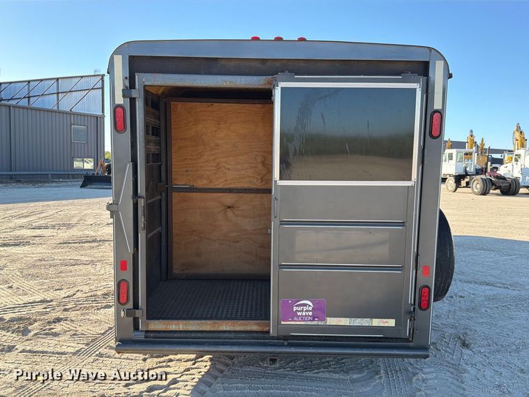 image for item FN3800 2017 Delta Manufacturing, Inc. livestock trailer