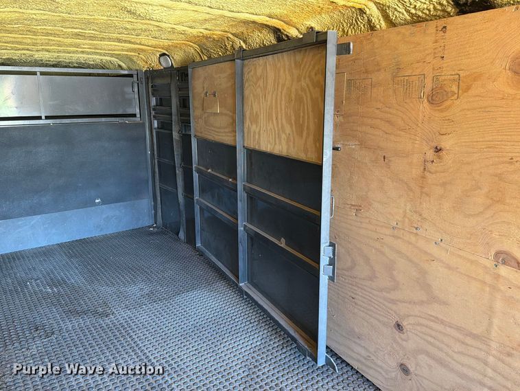 image for item FN3800 2017 Delta Manufacturing, Inc. livestock trailer