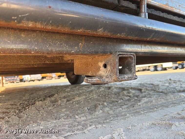 image for item FN3800 2017 Delta Manufacturing, Inc. livestock trailer
