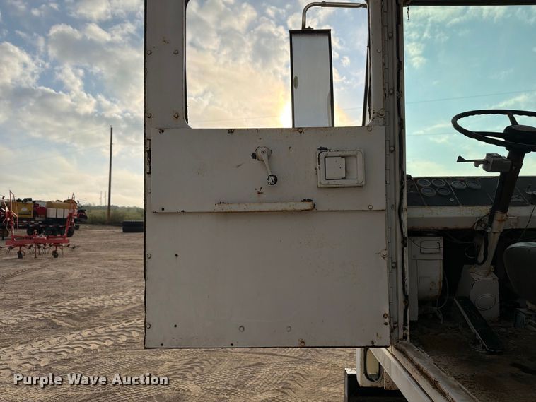 image for item FN3801 Ottawa Spotter yard truck