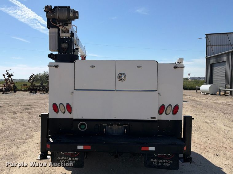 image for item FN3802 2020 Chevrolet Silverado 6500HD 4X4 mechanics truck