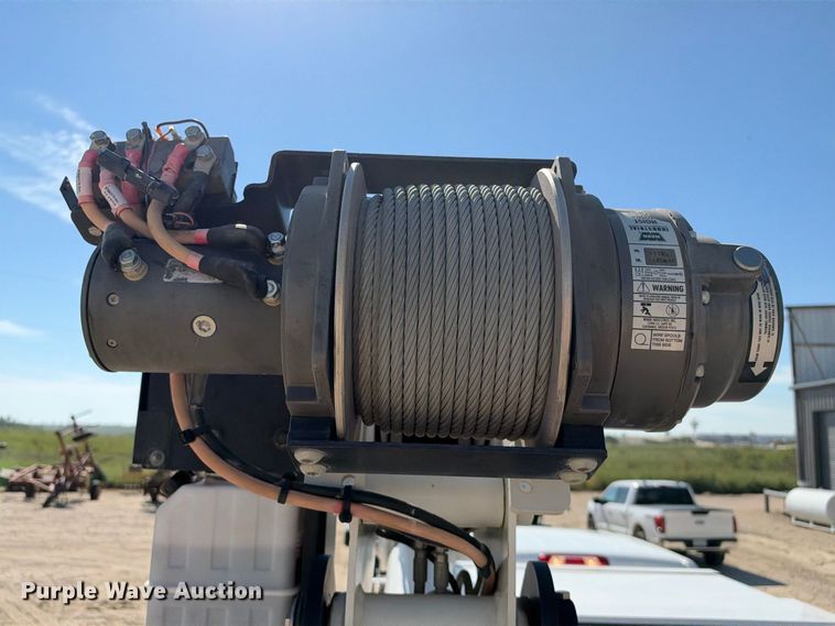 image for item FN3802 2020 Chevrolet Silverado 6500HD 4X4 mechanics truck