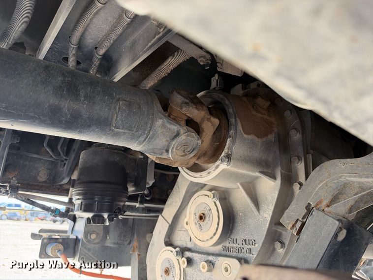 image for item FN3802 2020 Chevrolet Silverado 6500HD 4X4 mechanics truck