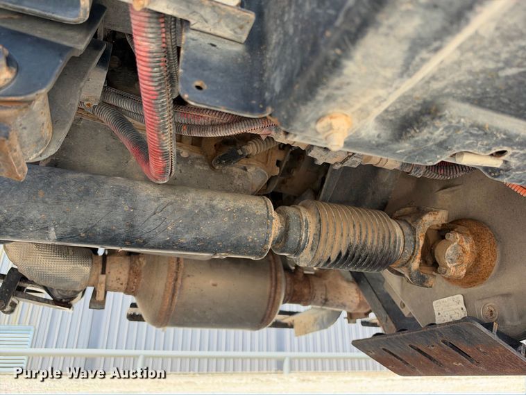 image for item FN3802 2020 Chevrolet Silverado 6500HD 4X4 mechanics truck
