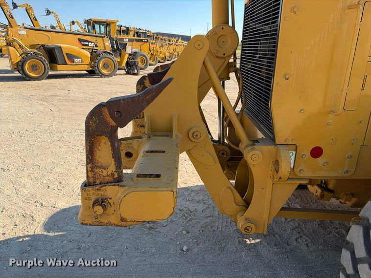 image for item FN3803 2005 Caterpillar 140H motor grader