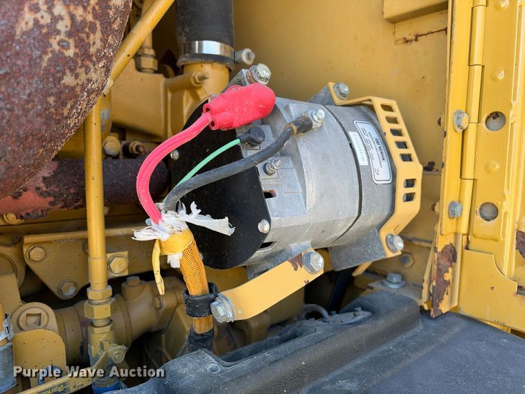 image for item FN3803 2005 Caterpillar 140H motor grader