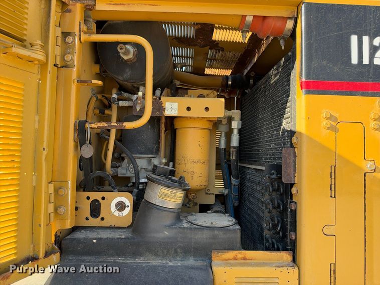 image for item FN3803 2005 Caterpillar 140H motor grader