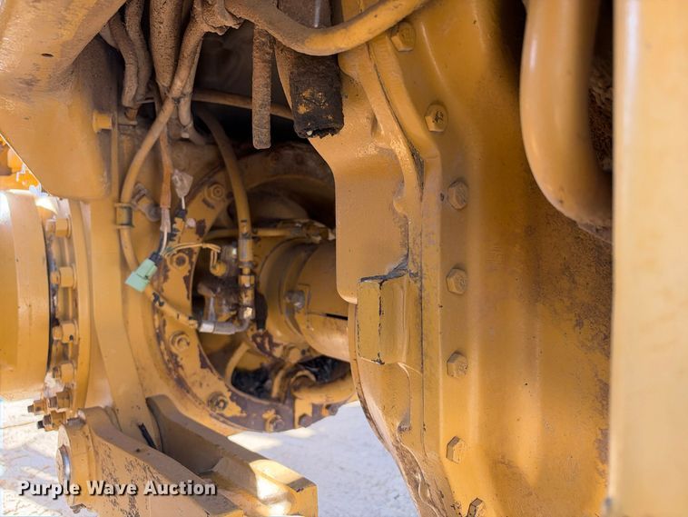 image for item FN3803 2005 Caterpillar 140H motor grader