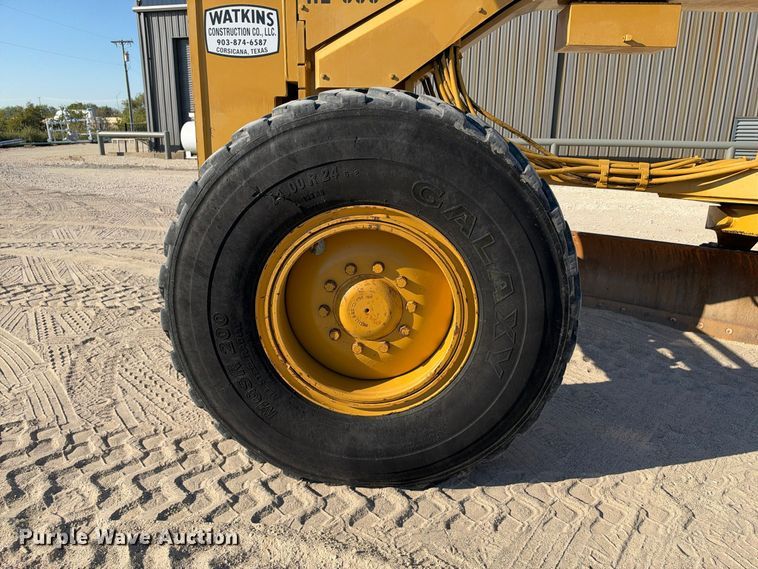 image for item FN3803 2005 Caterpillar 140H motor grader