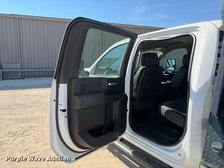 image for item FN3804 2021 GMC Sierra 3500 HD 4X4 Crew Cab flatbed pickup truck