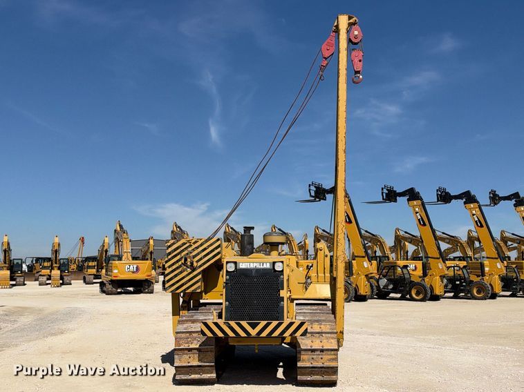 image for item FN3806 1993 Caterpillar D6E with M562 pipelayer