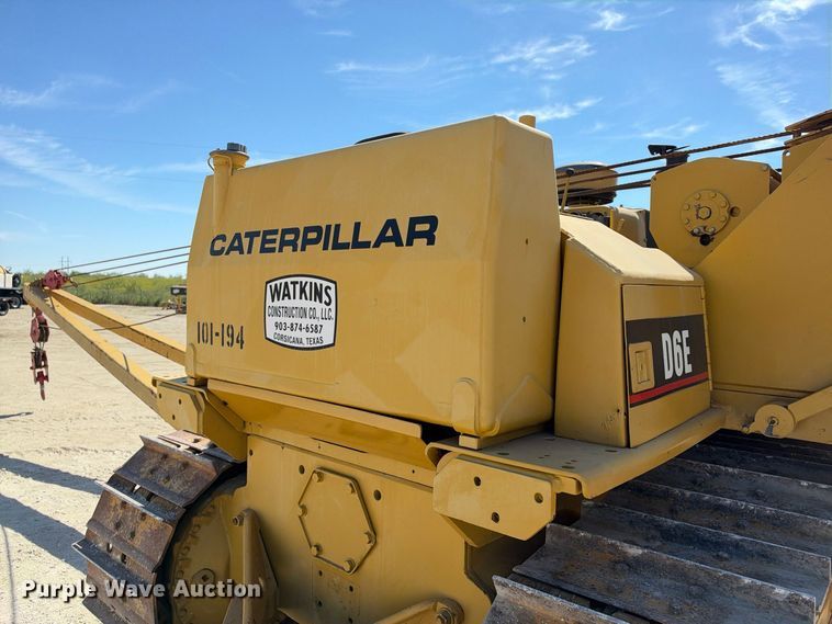 image for item FN3806 1993 Caterpillar D6E with M562 pipelayer