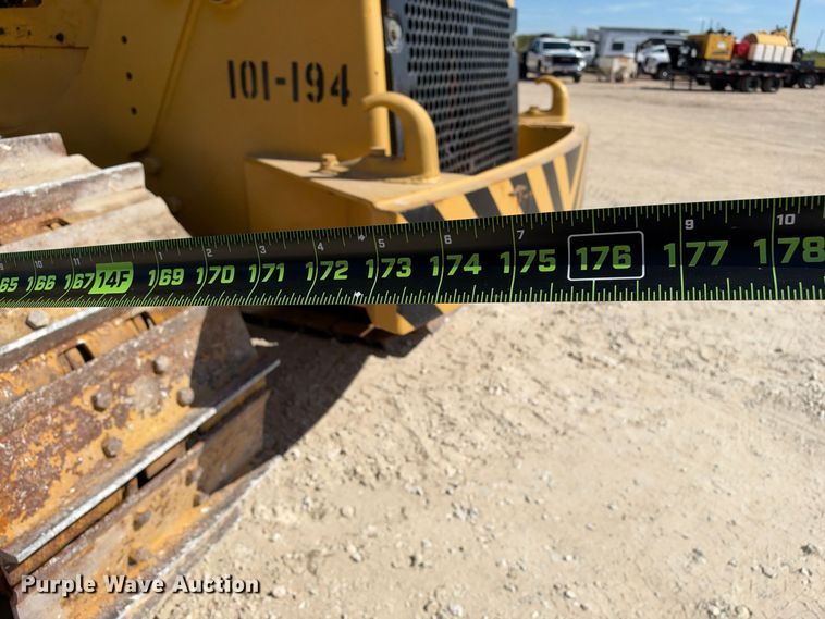 image for item FN3806 1993 Caterpillar D6E with M562 pipelayer