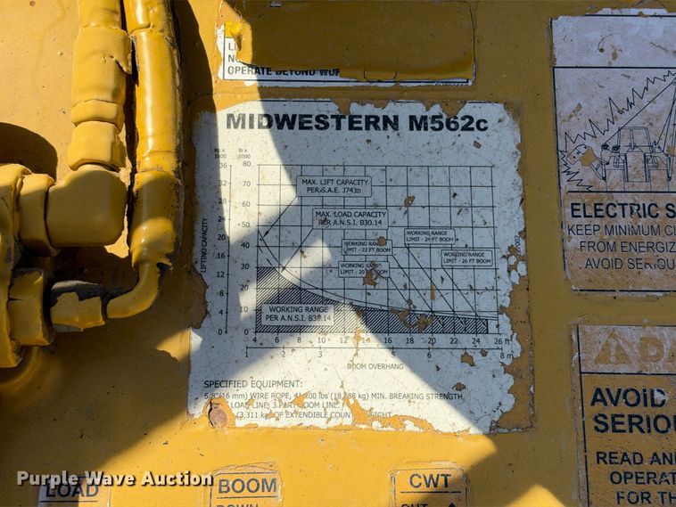 image for item FN3806 1993 Caterpillar D6E with M562 pipelayer