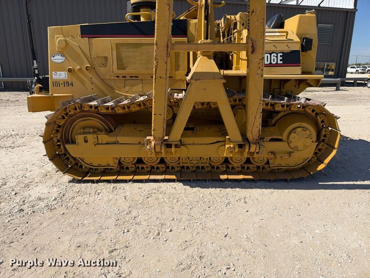 image for item FN3806 1993 Caterpillar D6E with M562 pipelayer