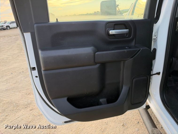 image for item FN3807 2021 GMC Sierra 3500 4X4 Crew Cab flatbed pickup truck