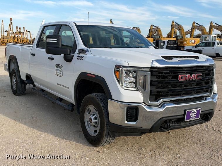 image for item FN3808 2022 GMC Sierra 2500 4X4 Crew Cab pickup truck