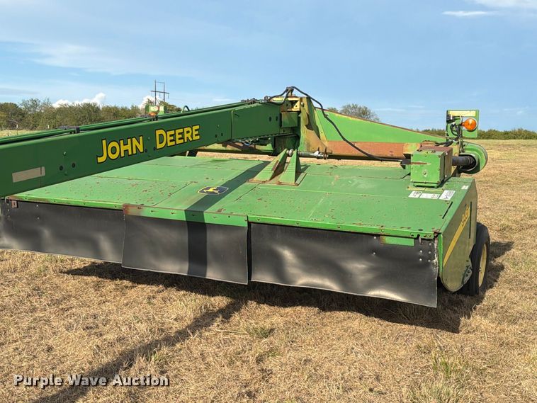image for item FN3809 2002 John Deere 946 swather / windrower