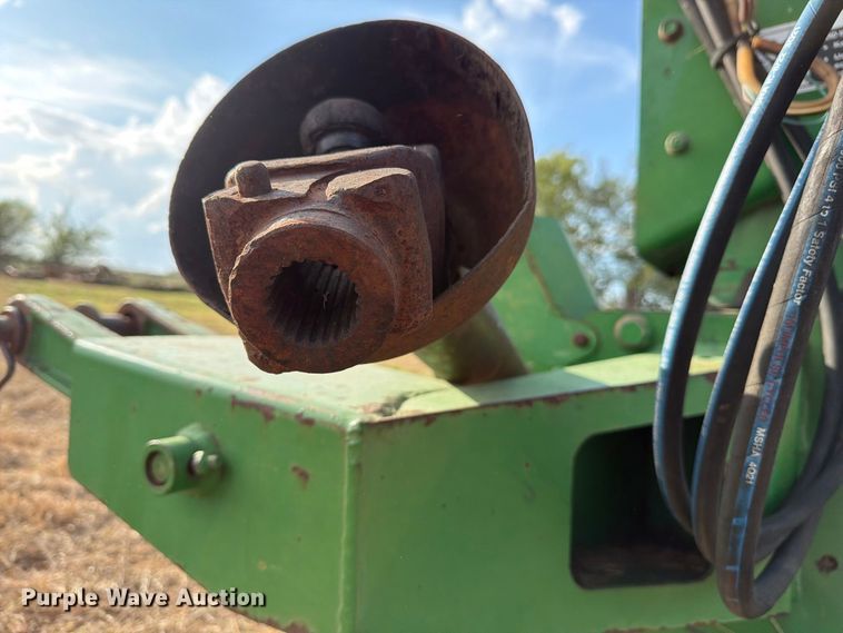 image for item FN3809 2002 John Deere 946 swather / windrower