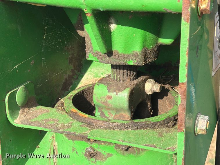 image for item FN3809 2002 John Deere 946 swather / windrower