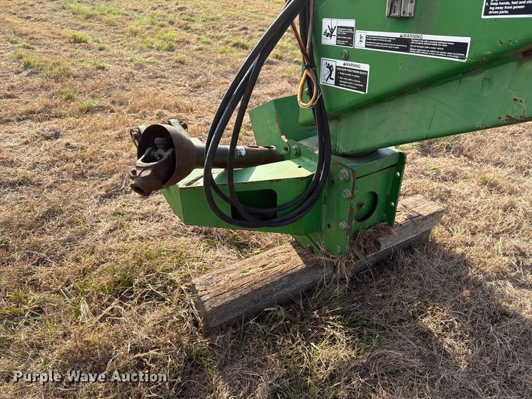 image for item FN3809 2002 John Deere 946 swather / windrower