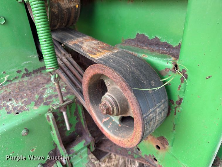image for item FN3809 2002 John Deere 946 swather / windrower