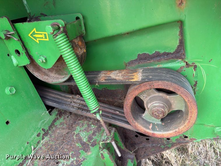 image for item FN3809 2002 John Deere 946 swather / windrower