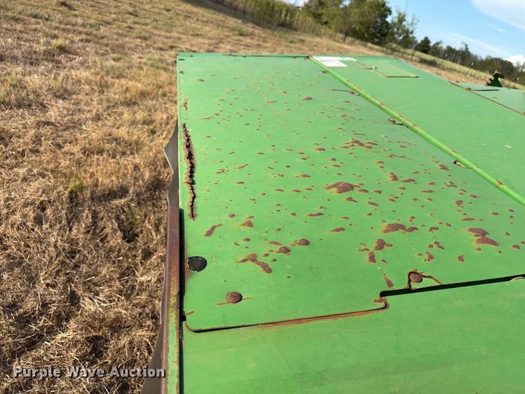 image for item FN3809 2002 John Deere 946 swather / windrower