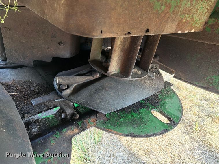 image for item FN3809 2002 John Deere 946 swather / windrower