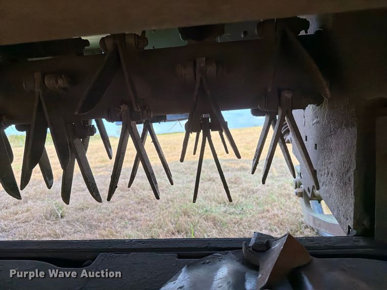 image for item FN3809 2002 John Deere 946 swather / windrower