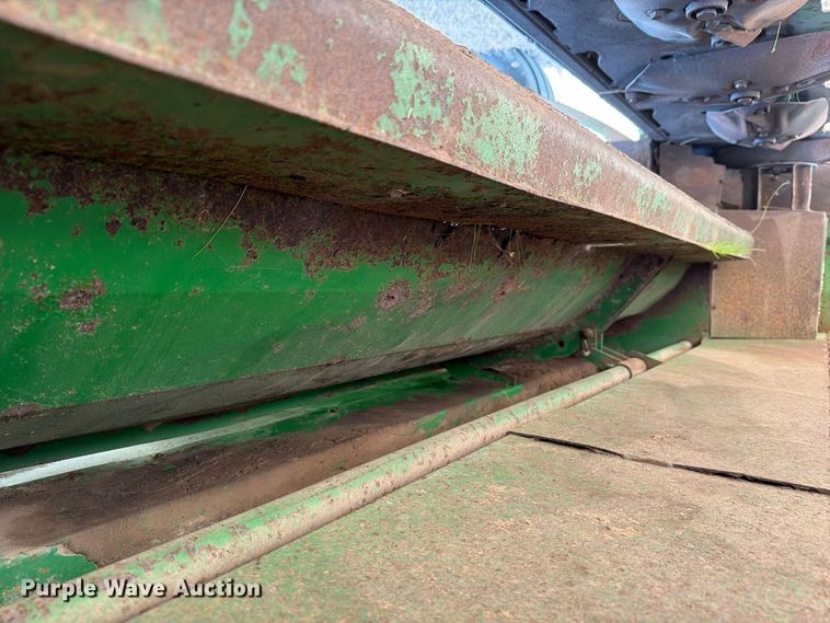 image for item FN3809 2002 John Deere 946 swather / windrower